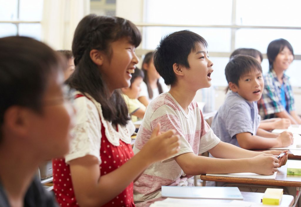 [小嶋秀治コジーの今週気になるＤＸニュースVOL20210125-01]従来の学校の「当たり前」を捨てる(DX推進の第１歩）オンラインなのに全米トップの進学校、日本人校長がめざす「生き抜く力」の養成